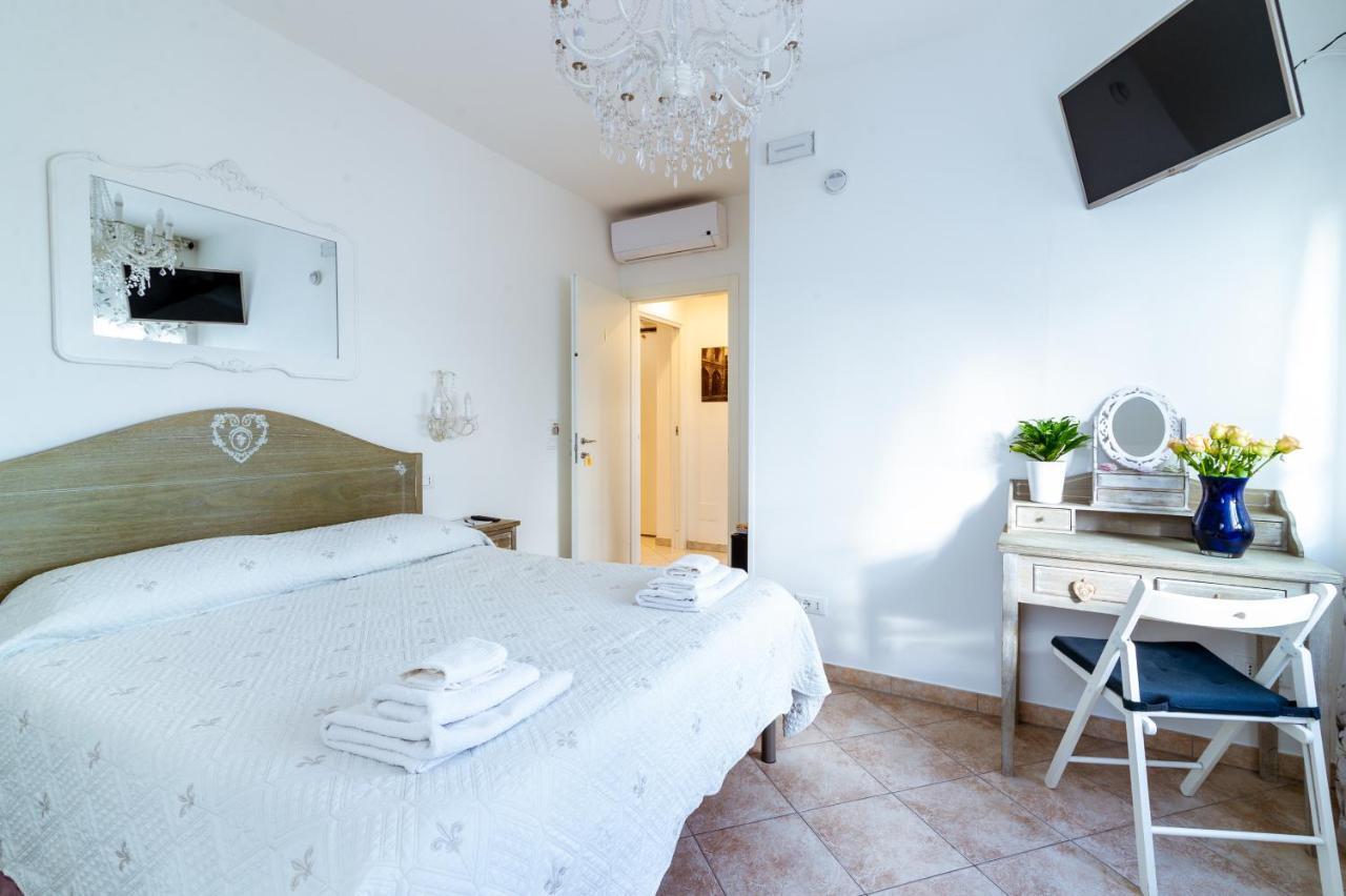 "6 In Centro" Guest House ซานเรโม ภายนอก รูปภาพ